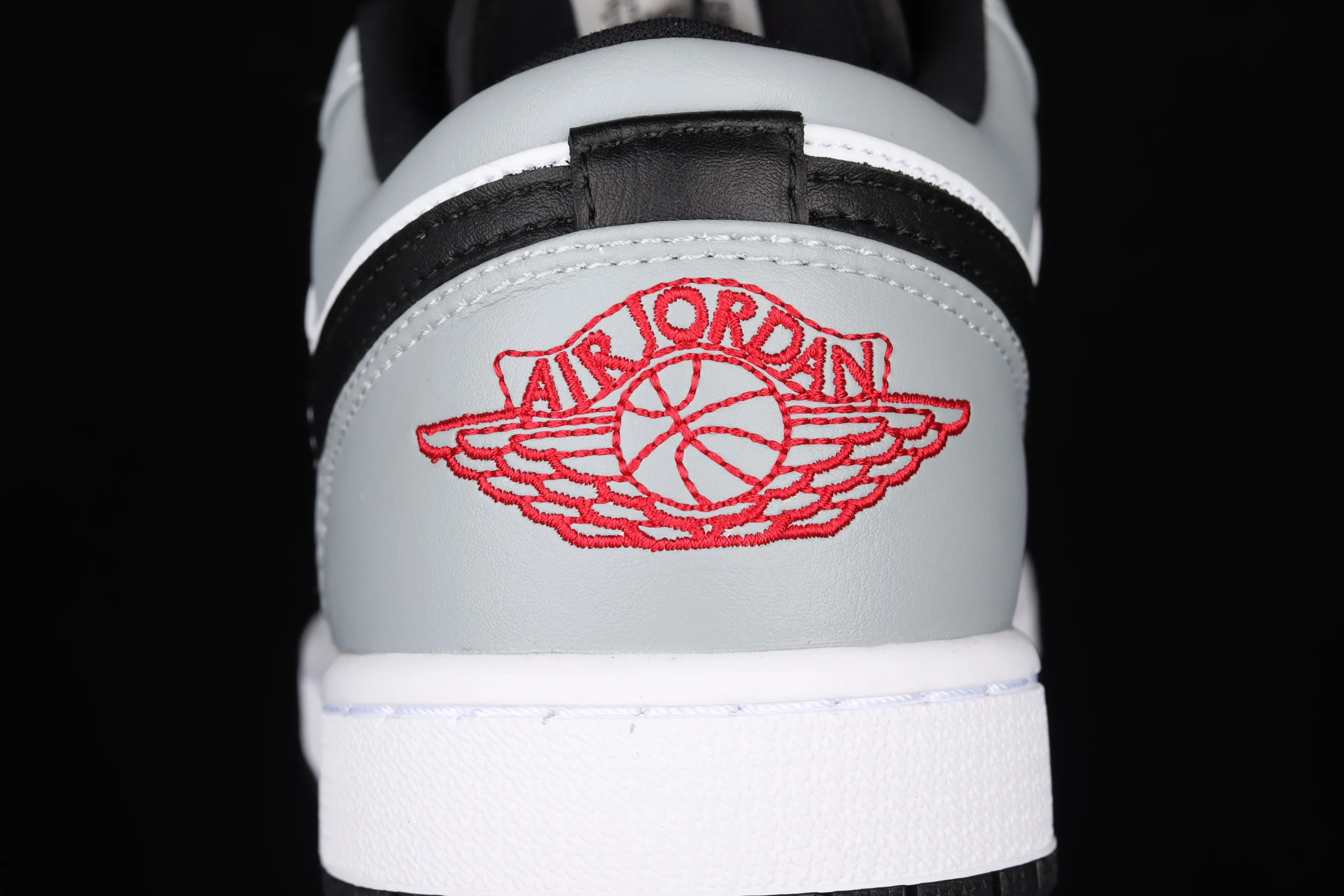 All categories Air Jordan Jordan series basketball shoes Air Jordan 1 Low X version Air Jordan 1 Low AJ1 Joe 1 low-top cultural and leisure sports sneakers 553560-030